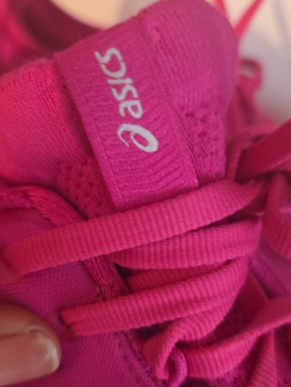 🎀 Asics Women's Pink PureGEL Running Shoes - Picture 2 of 4